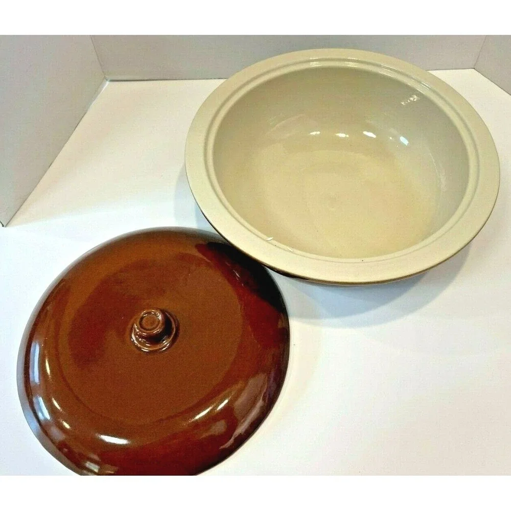 John B Taylor's Country Fare Brown Casserole Serving Dish with Lid Stoneware